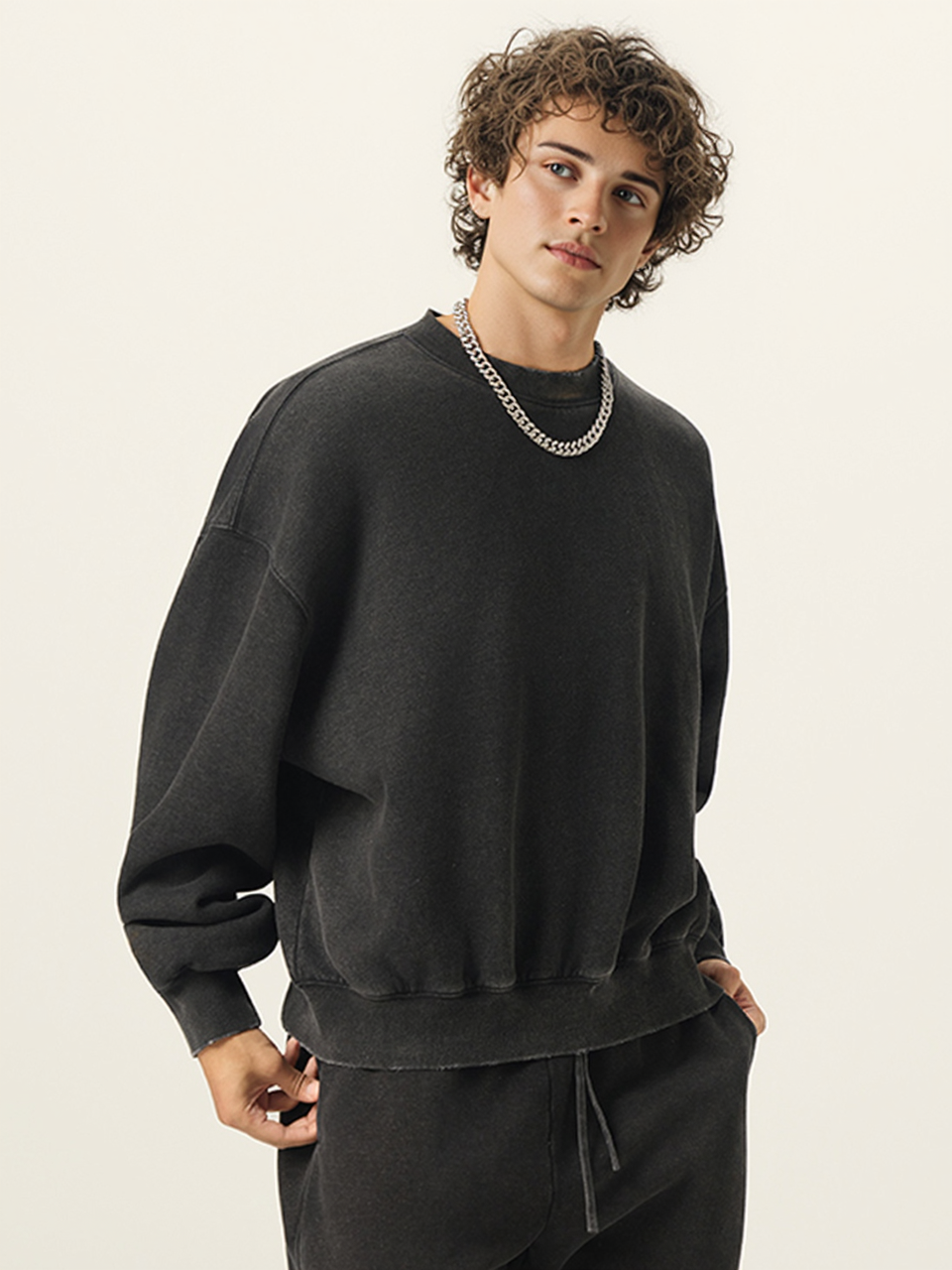 Stone-Washed Heavyweight Fleece Oversized Sweatshirt